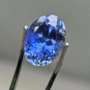 STUNNING Blue Sapphire Gemstone